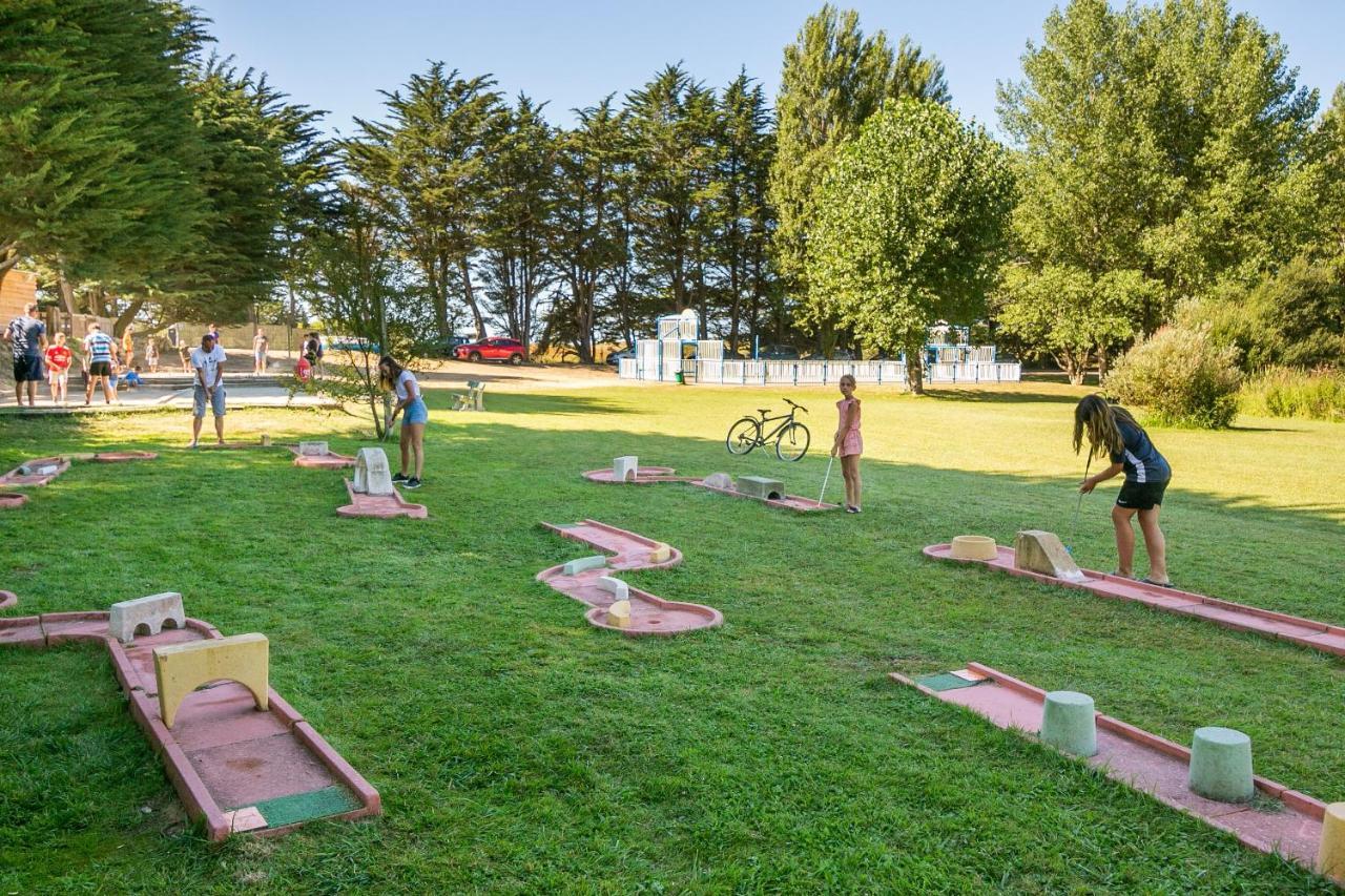 Hotel Camping De Loperhet à Plouharnel Extérieur photo